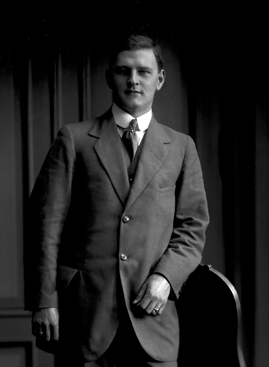 Gustav Borgen, NFB.03358