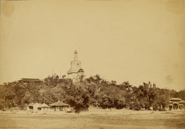 Felice Beato, [Great Pagoda in Gardens of Imperial Winter Palace]