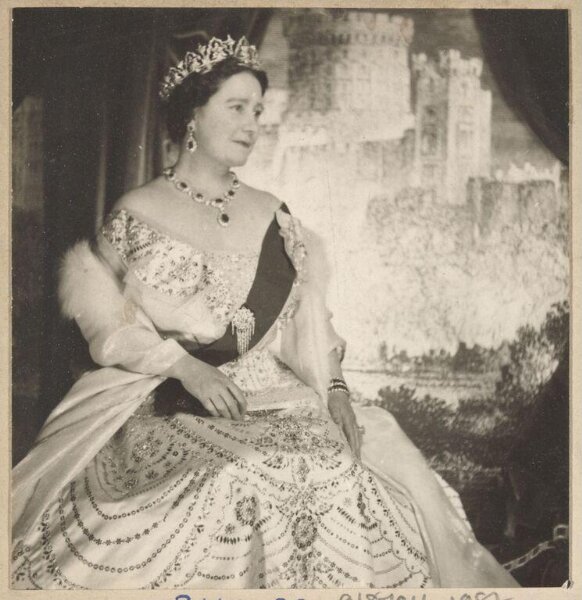 Beaton, Cecil (Sir), Photograph
