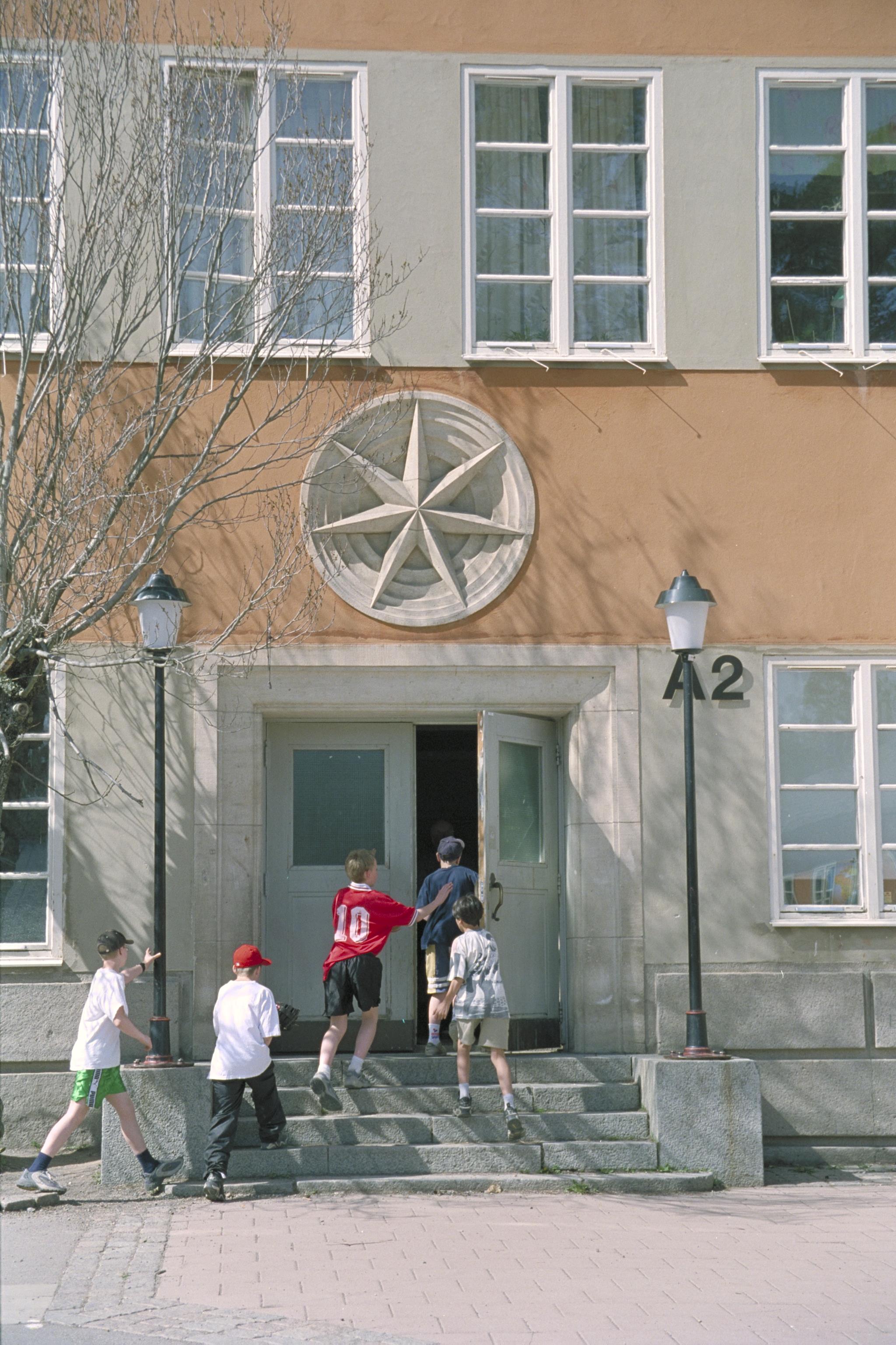 Bengt A Lundberg, Skarpnäcks gamla skola