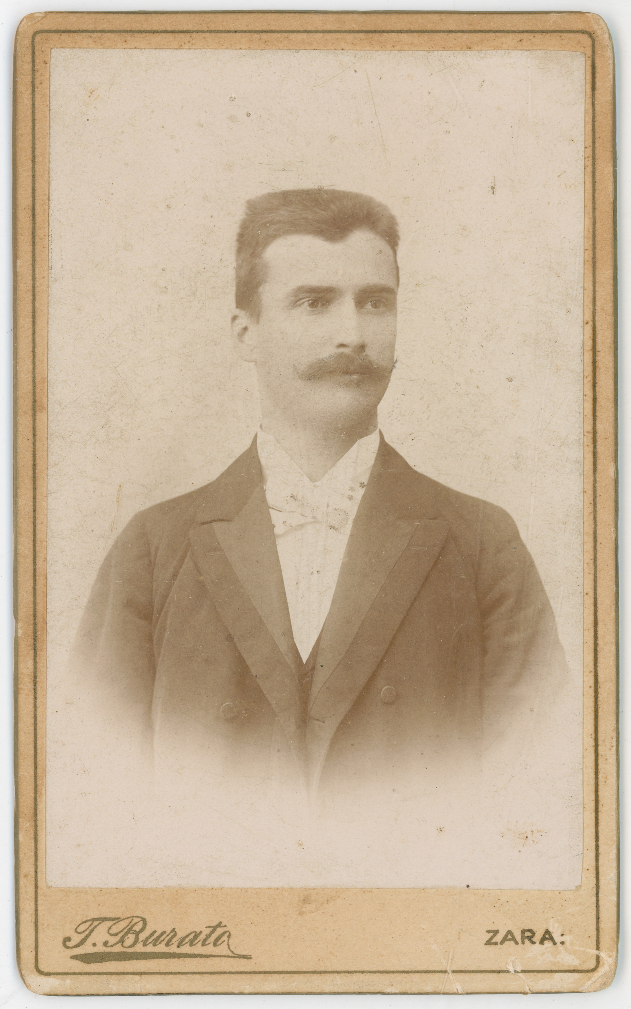 Tomaso (1840-03-27––1910-01-17) Burato, Mladić s brkovima