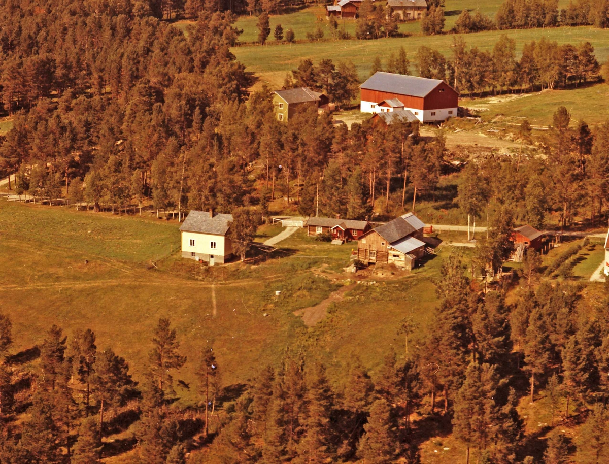 Widerøes Flyveselskap A/S, Gårdsbruk.