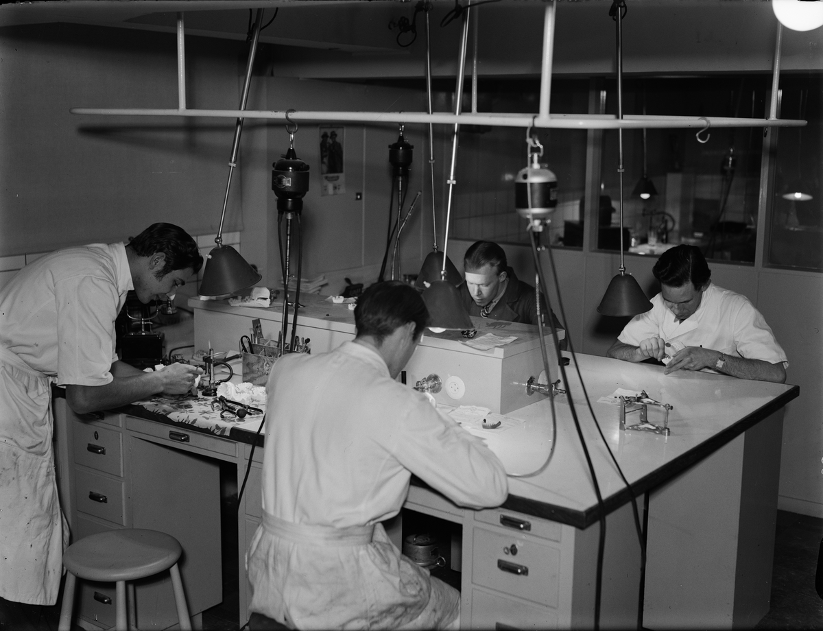 Paul Sandberg, The Kautschuklaboratorium at Thulin & Melchert, Kyrkogården Street 45