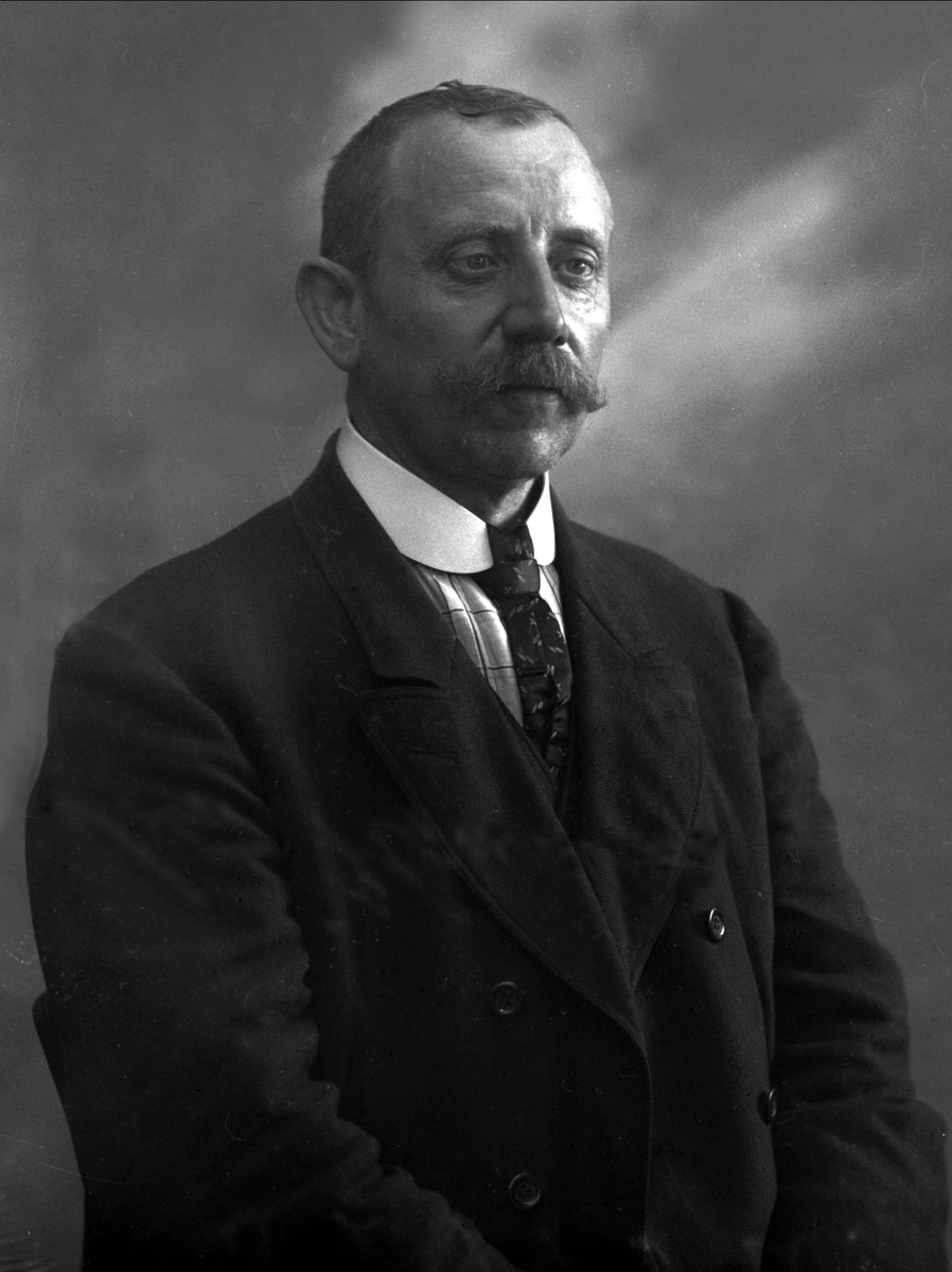 Gustav Borgen, NFB.08156