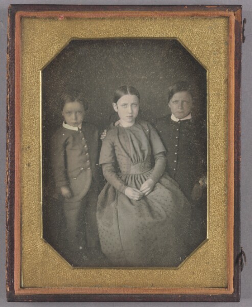 Unknown, [Portrait of Two Boys and a Girl]
