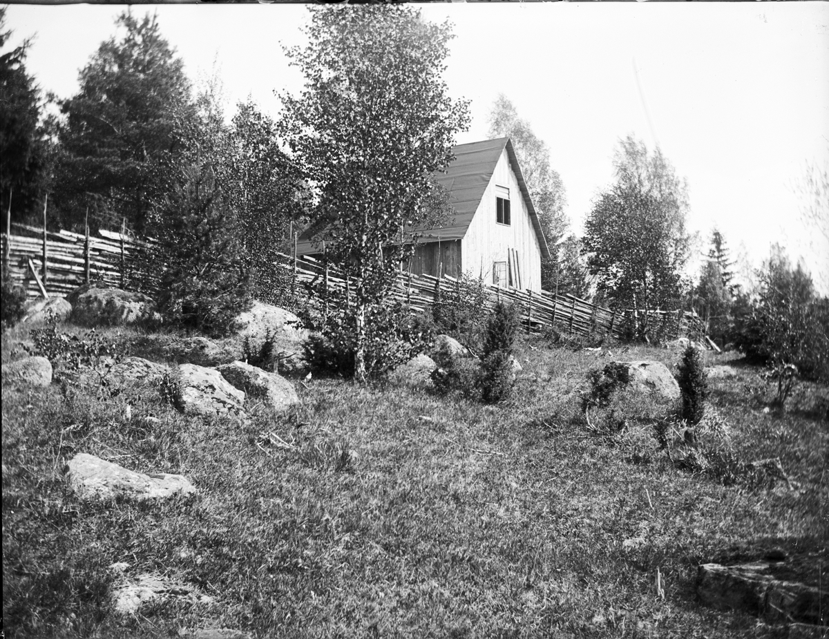 Okänd,, Byggnad och gärdesgård, Uppland