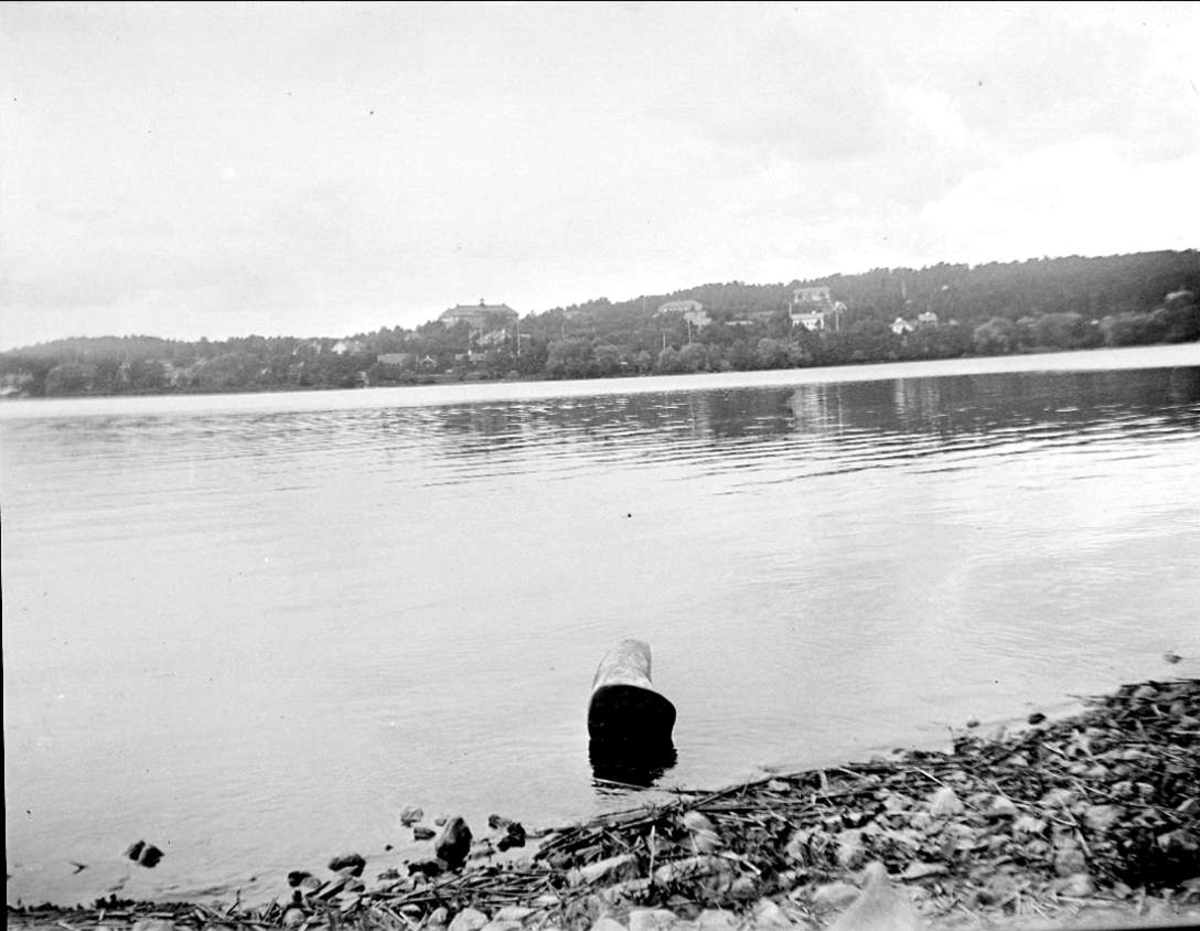 August Fredrik Schagerström, Strand at Munkholmen near Sigtuna, Uppland in August 1930