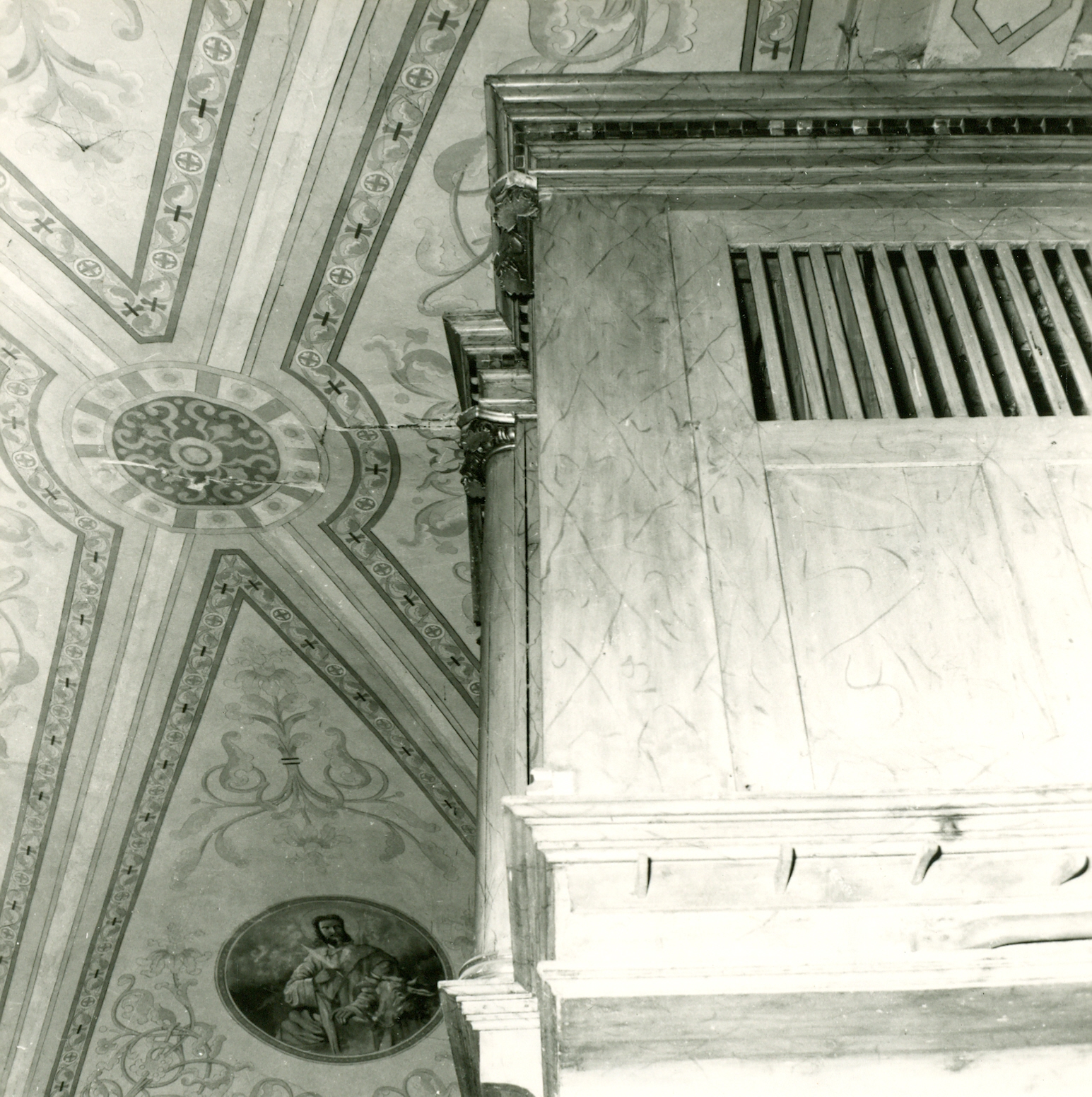 Nino Vranić, Popovac (Beli Manastir) - Župna crkva Sv. Josipa - Detalj kućišta