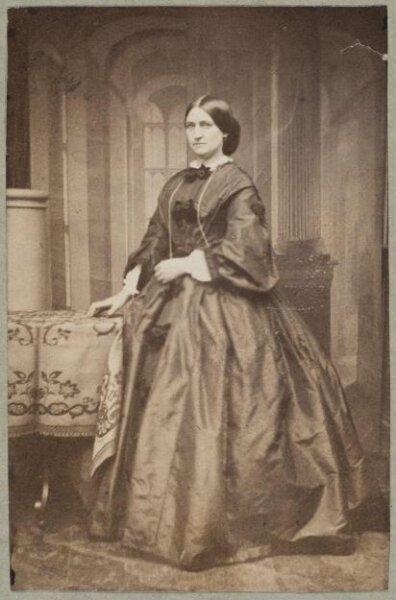 Unknown, Carte-de-visite photographs (480). Four photographs  are dry-mounted to each sheet (120).