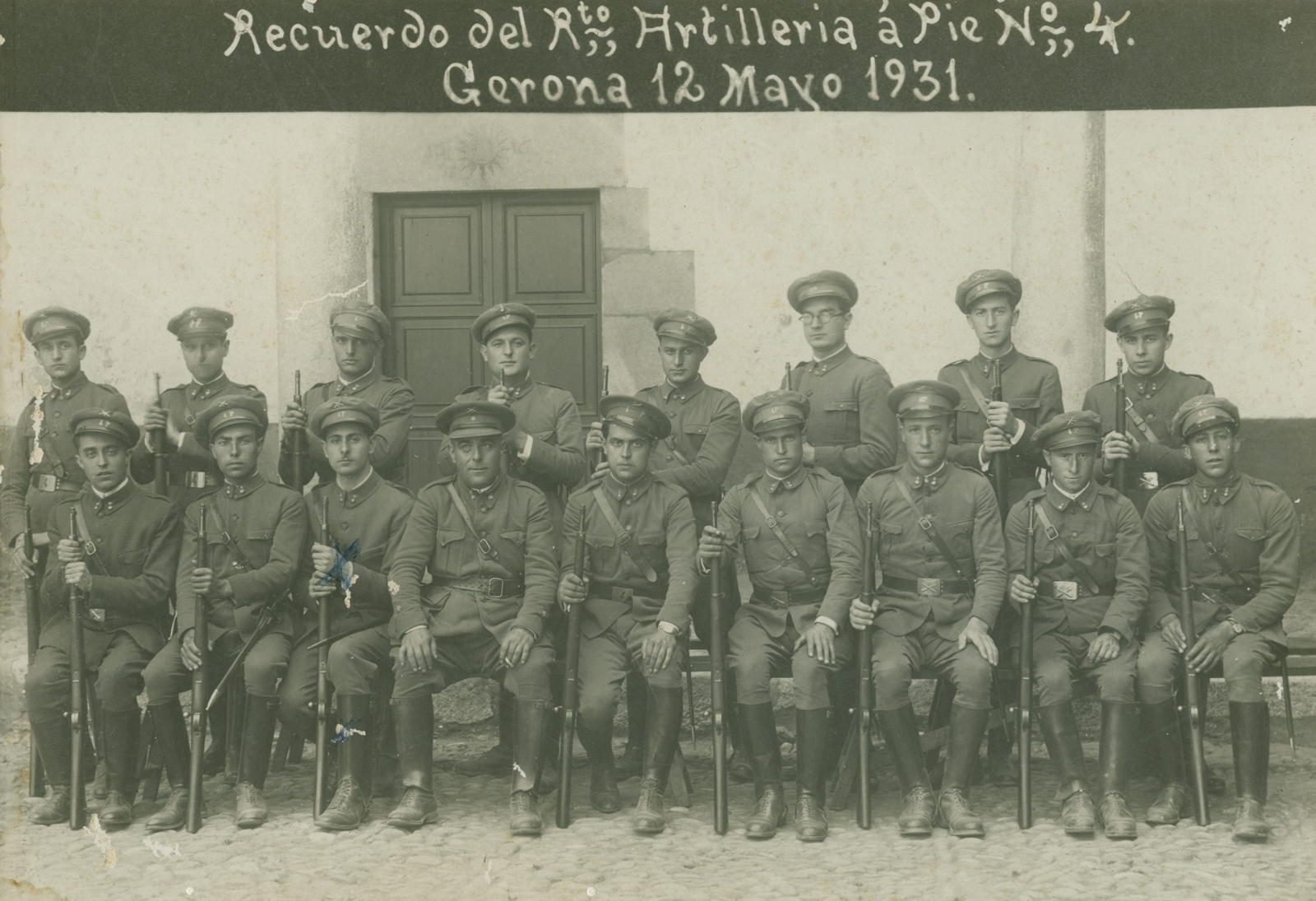 Desconegut, [Portrait of the artillery regiment on foot nº4 of Girona]