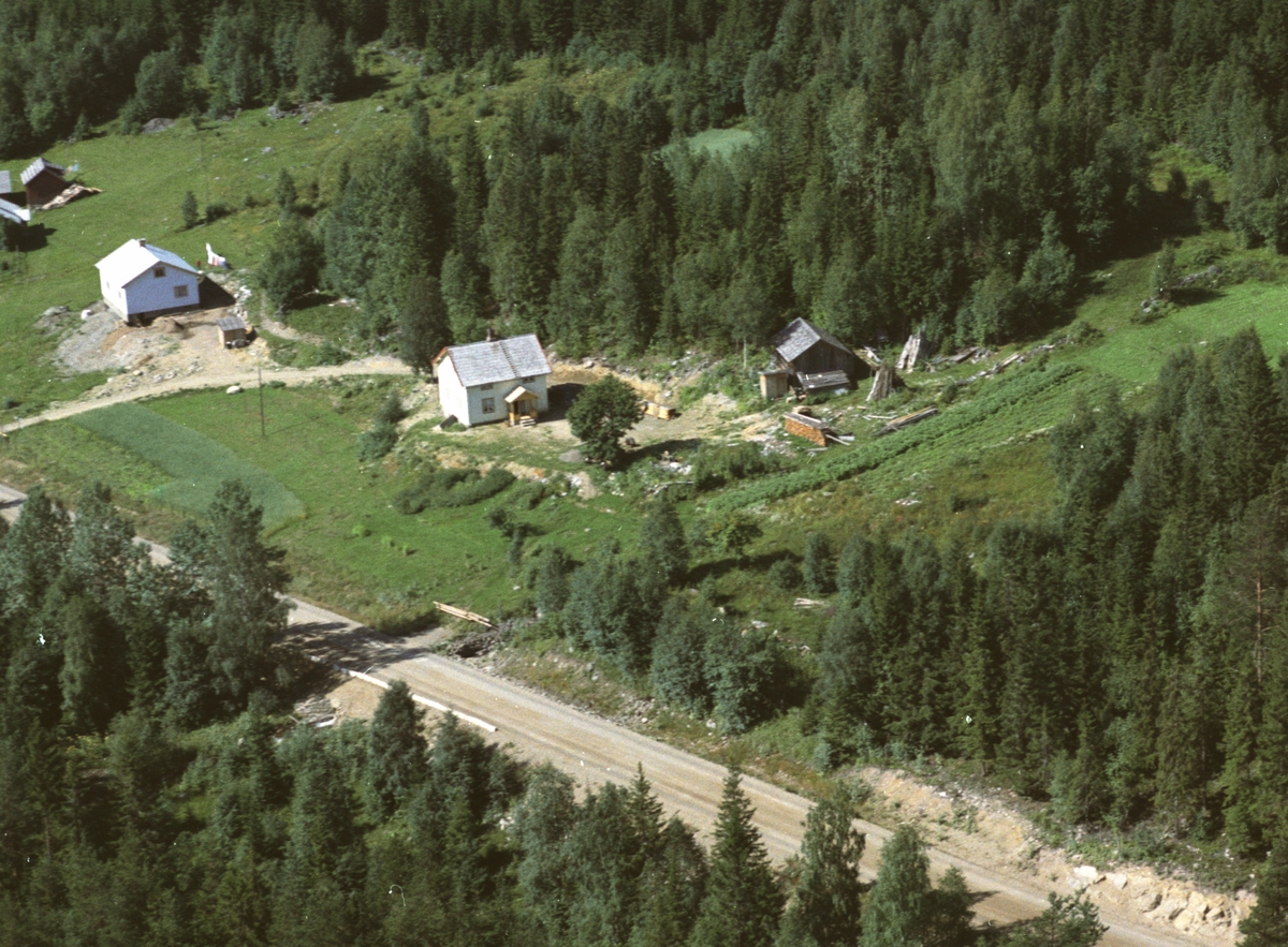 Widerøes Flyveselskap A/S, Flyfoto av Solbergshagen, Næroset ?, Ringsaker.