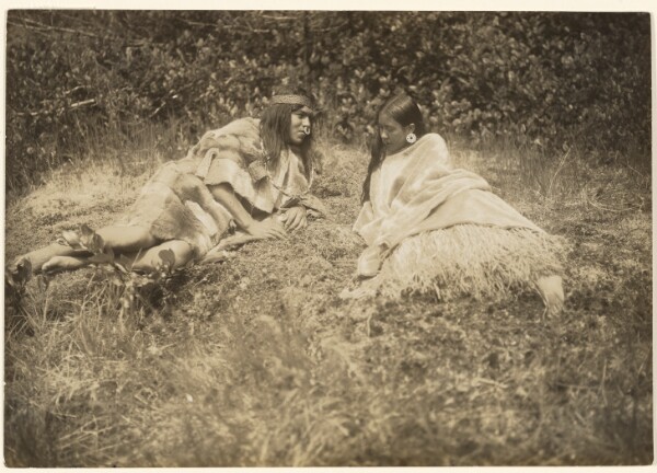 Edward S. Curtis, [I will overtake the maid, and the words of love and wealth will woo her]