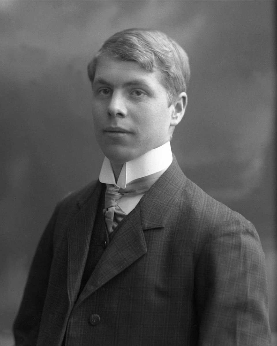 Gustav Borgen, NFB.45225