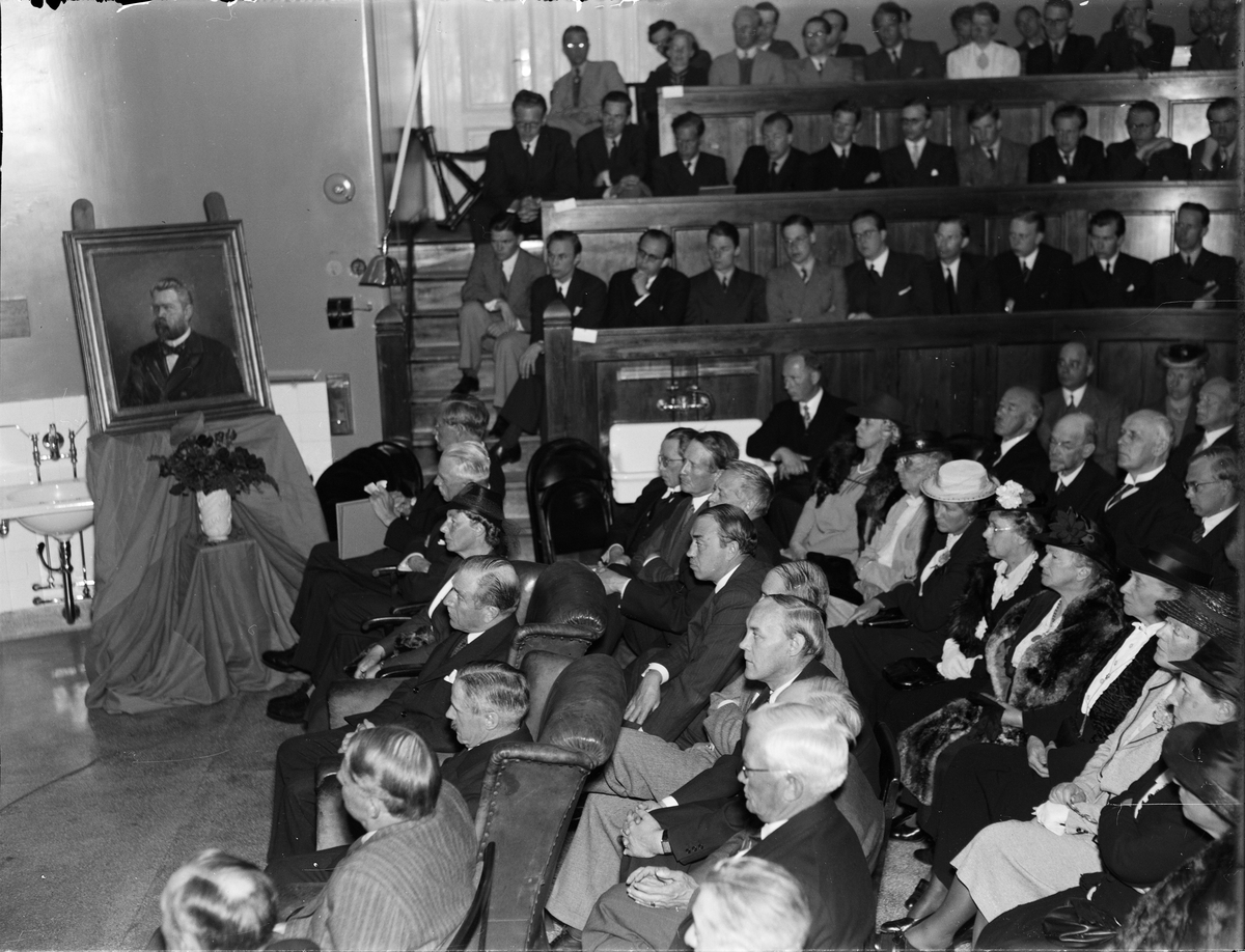 Paul Sandberg, "Kirurgins snabba frammarsch har ej tappat tempot" - avskedsföreläsning av professor Gunnar Nyström, Akademiska sjukhuset, Uppsala maj 1942.