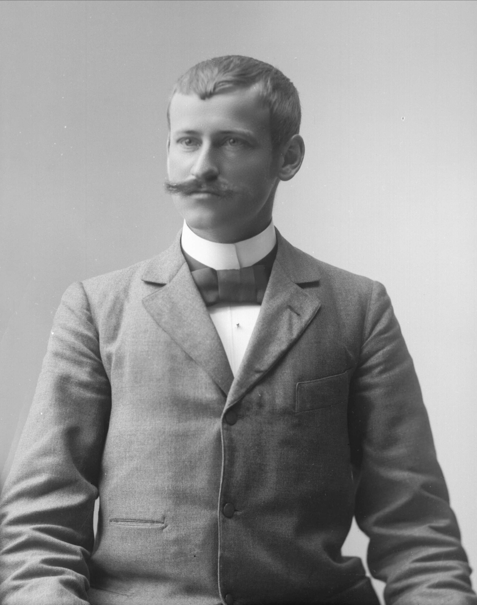 Gustav Borgen, NFB.34878