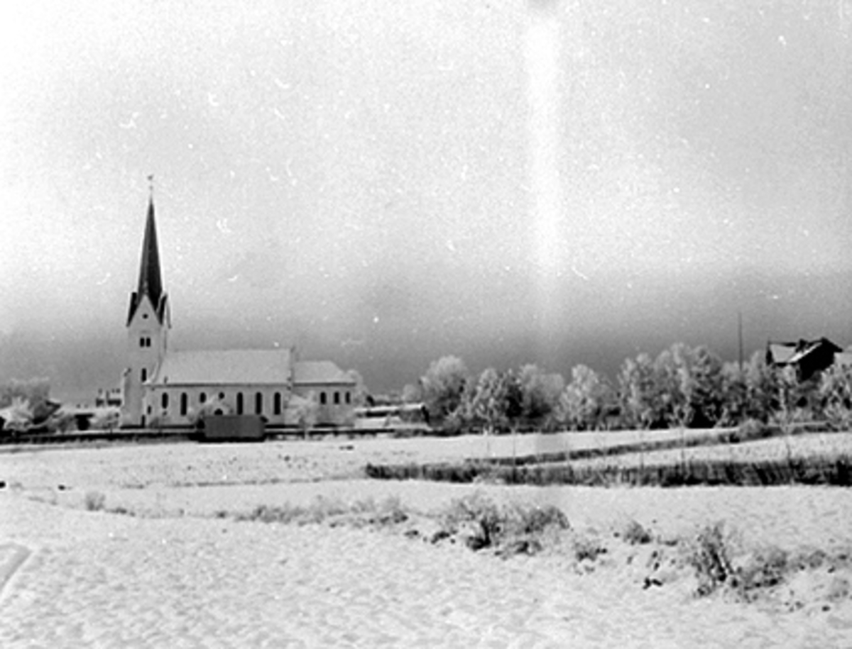Anno Domkirkeodden, EKSTERIØR: HAMAR DOMKIRKE, GREVEJORDET