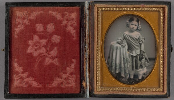 Unknown, [Portrait of a Well-dressed Little Girl]
