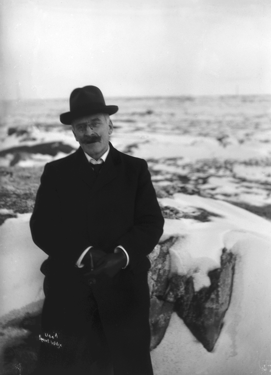 Anders Beer Wilse, Prot: Knud Hamsun på Stranden 13/4