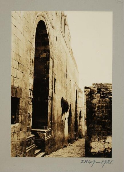K.A.C. Creswell, Palace of Sitt Tunshuq, Jerusalem