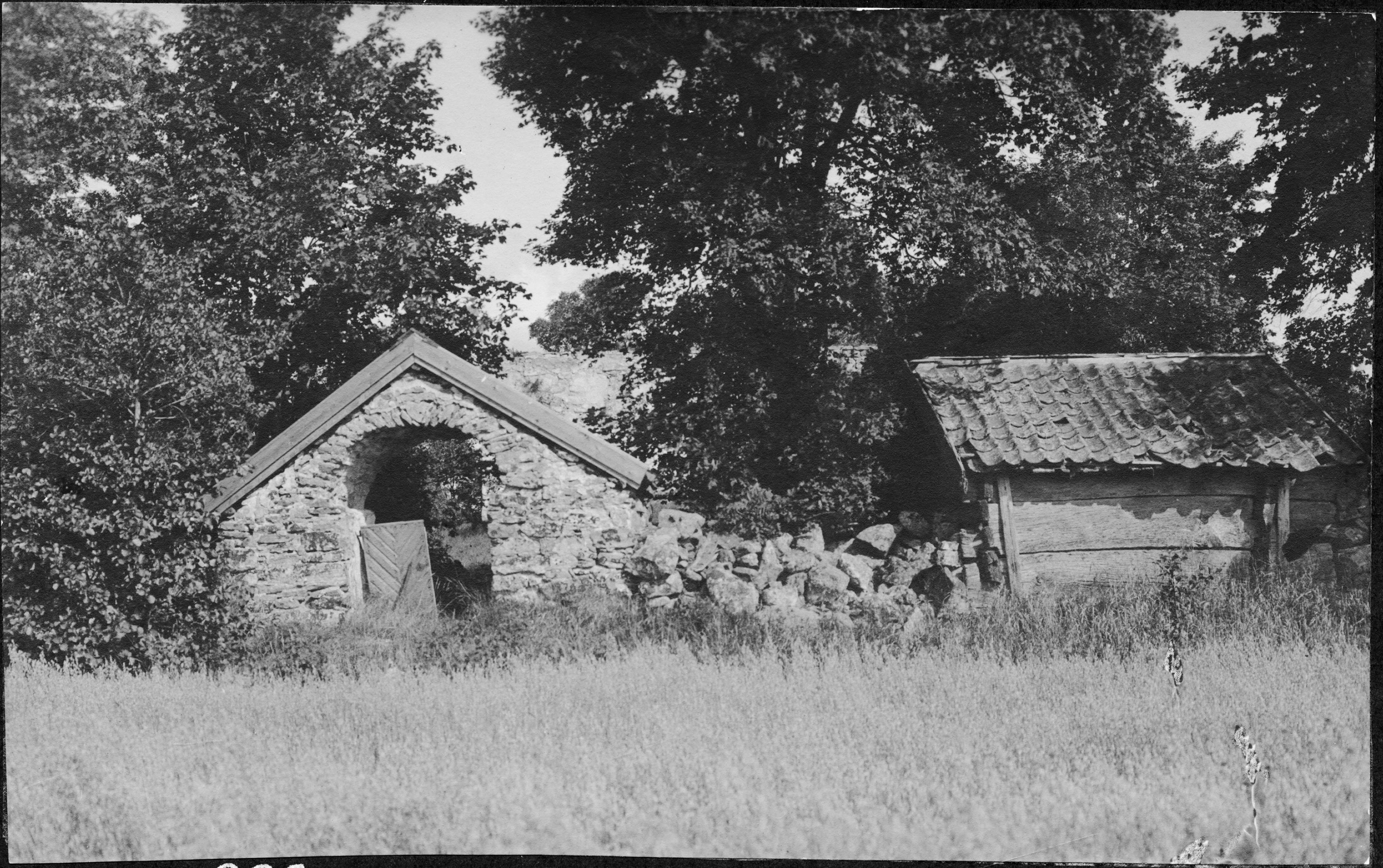 Gustaf Ewald, Södra Härene kyrkoruin