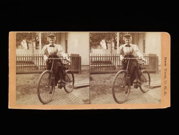 Unknown, Portrait of a woman on a bicycle