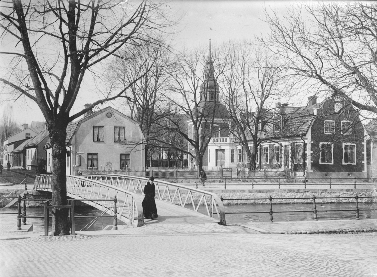 Alfred Dahlgren, Västra Ågator - Slottsänd, Uppsala 1901 - 1902. The Goblet and the Western Goat Nation