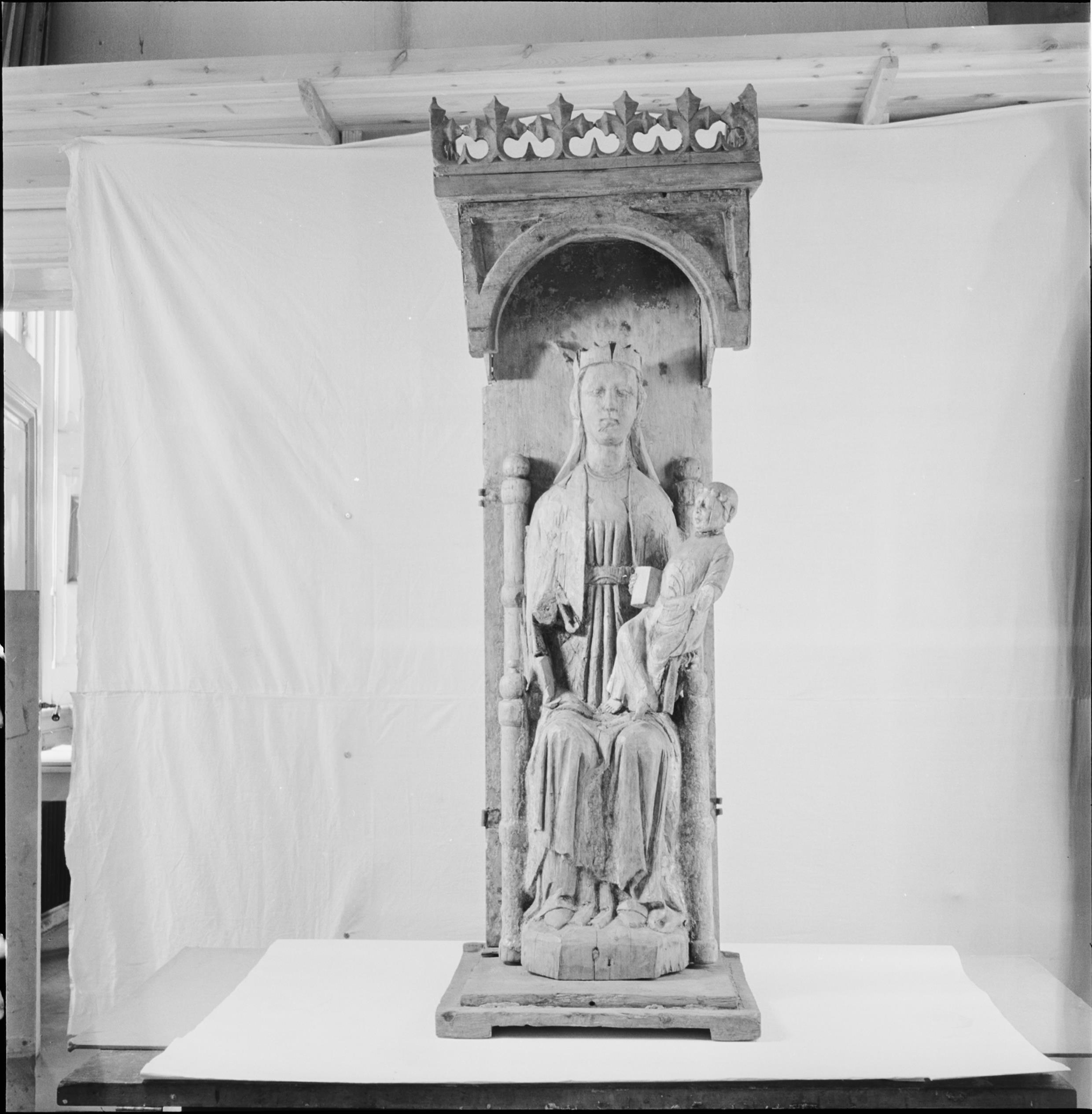 Marianne Bratt Gustafsson, Hilleshögs kyrka