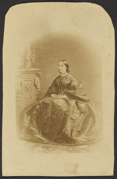 Unknown, [Portrait of a woman]