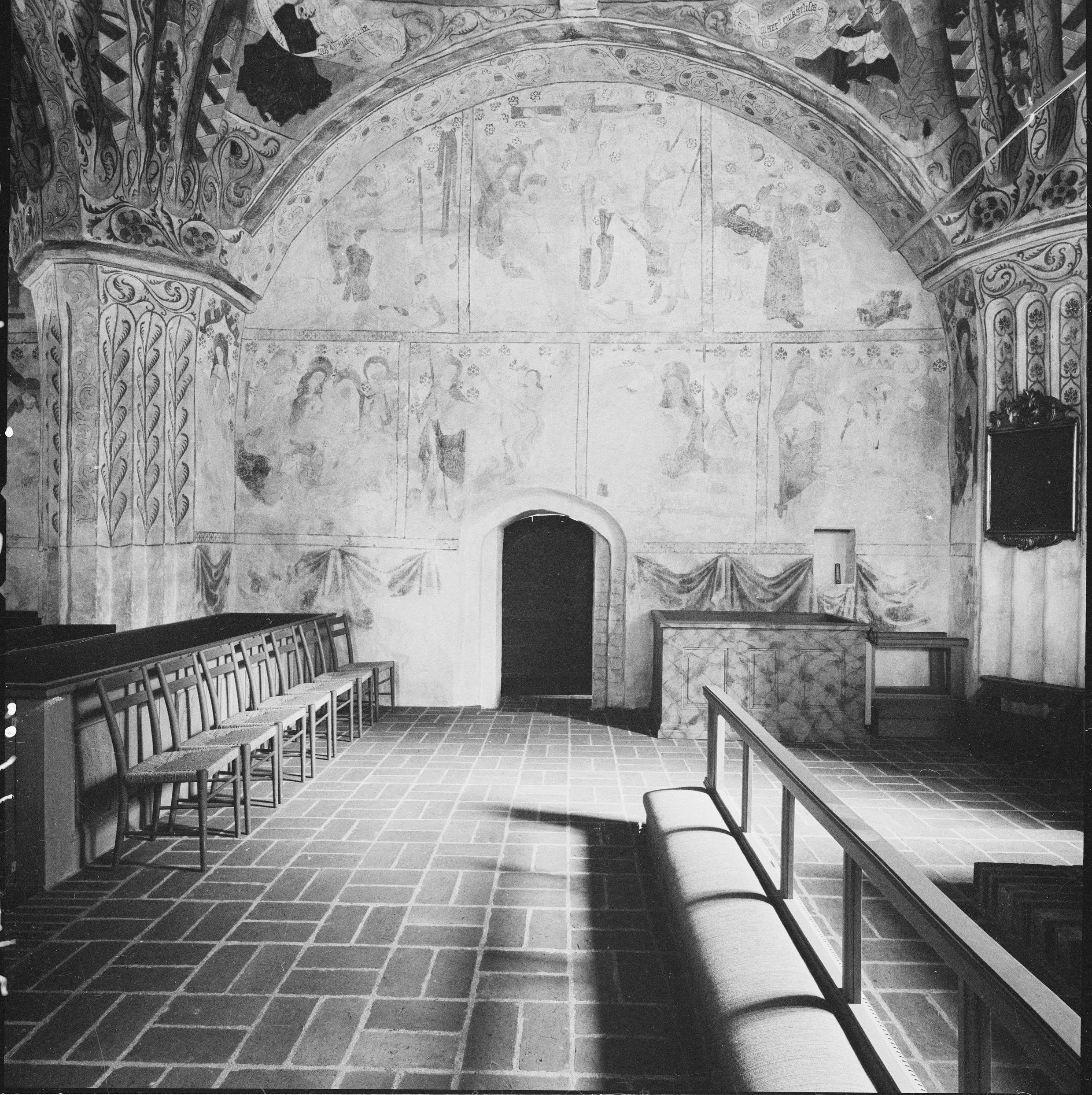 Nils Lagergren, Härnevi kyrka