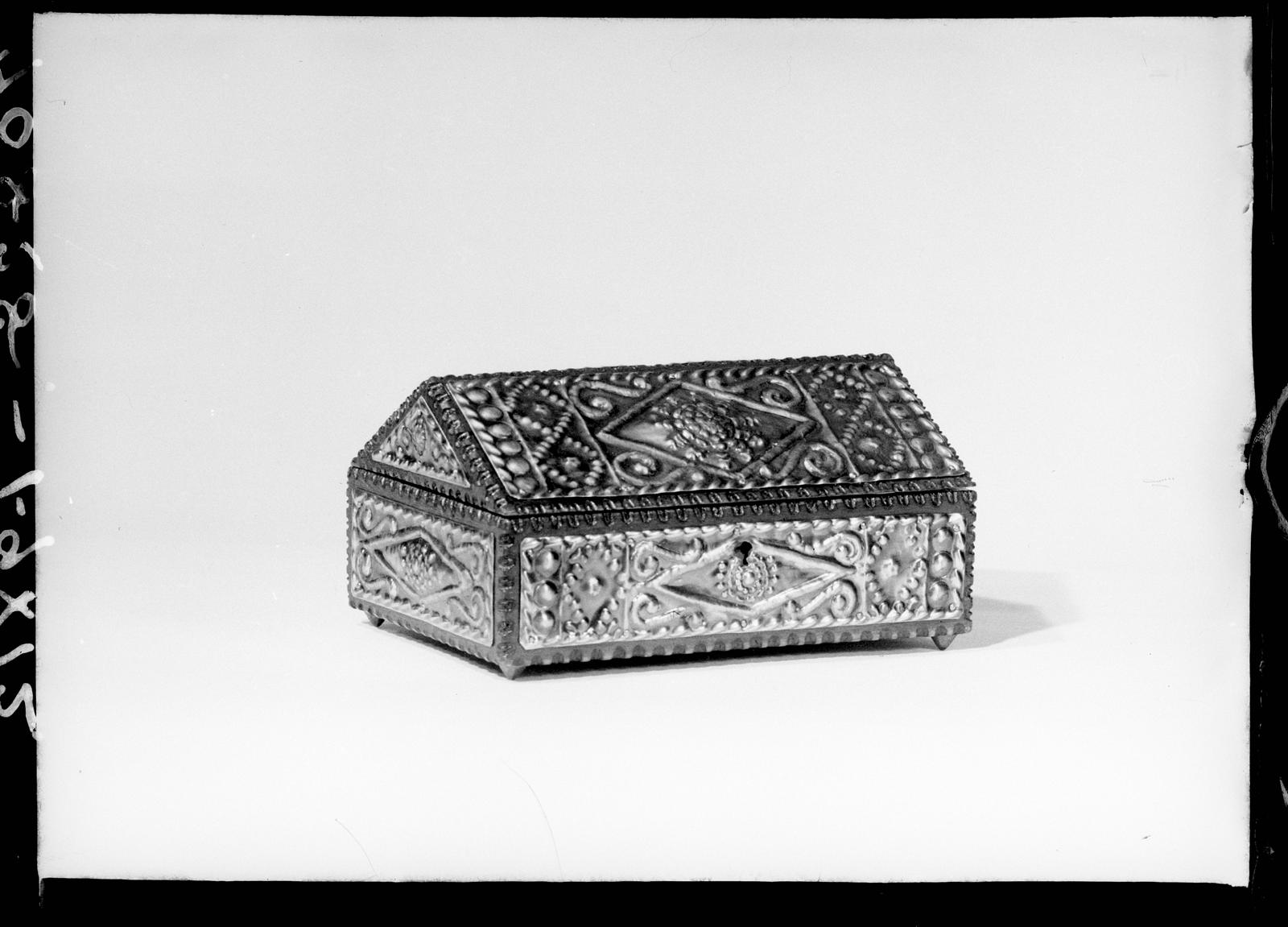 Desconegut, [Chest]