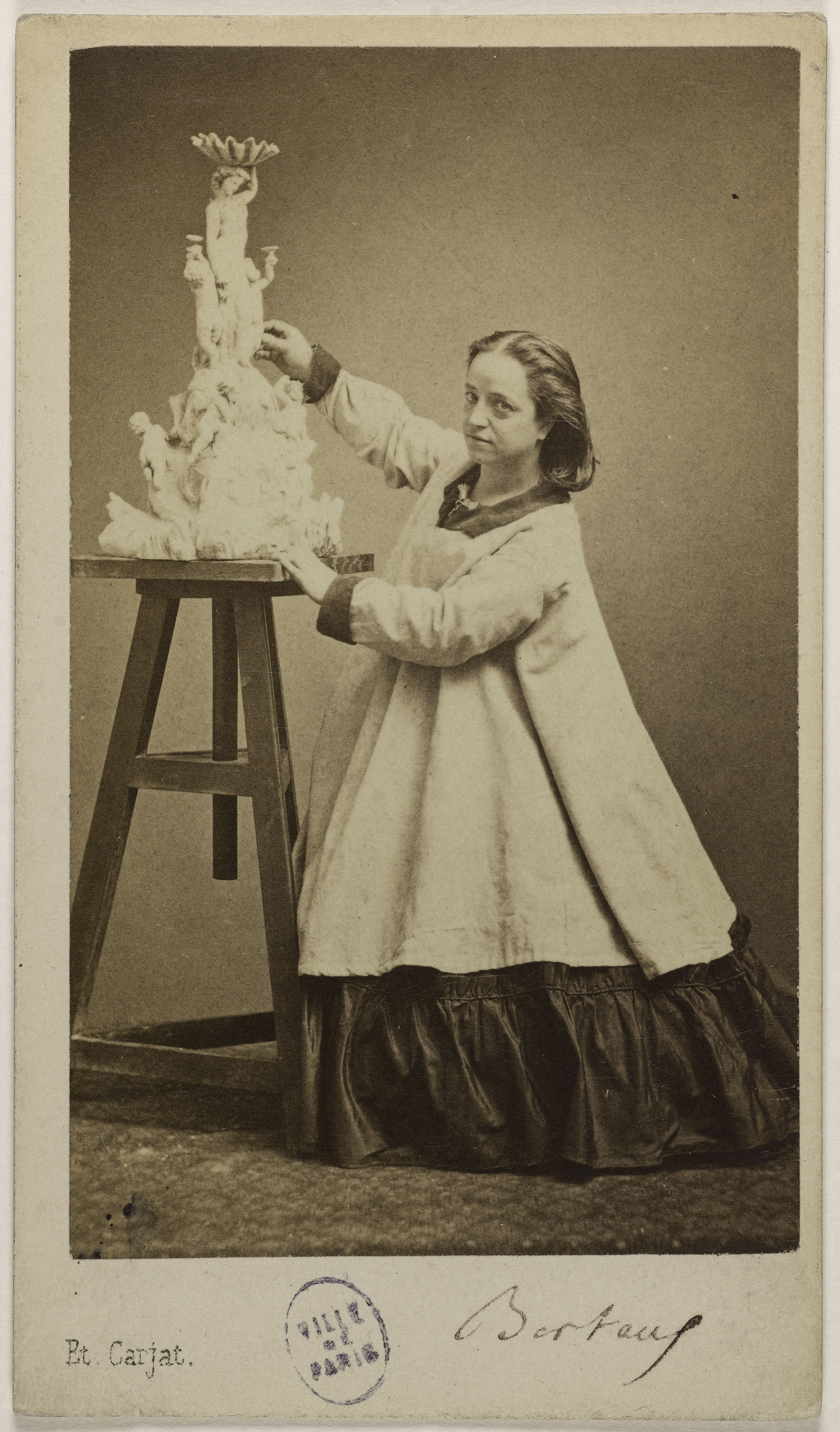Carjat & Cie, Portrait de Mme Léon Bertaux, (née Hélène Pilate), (1825-1909), sculptrice