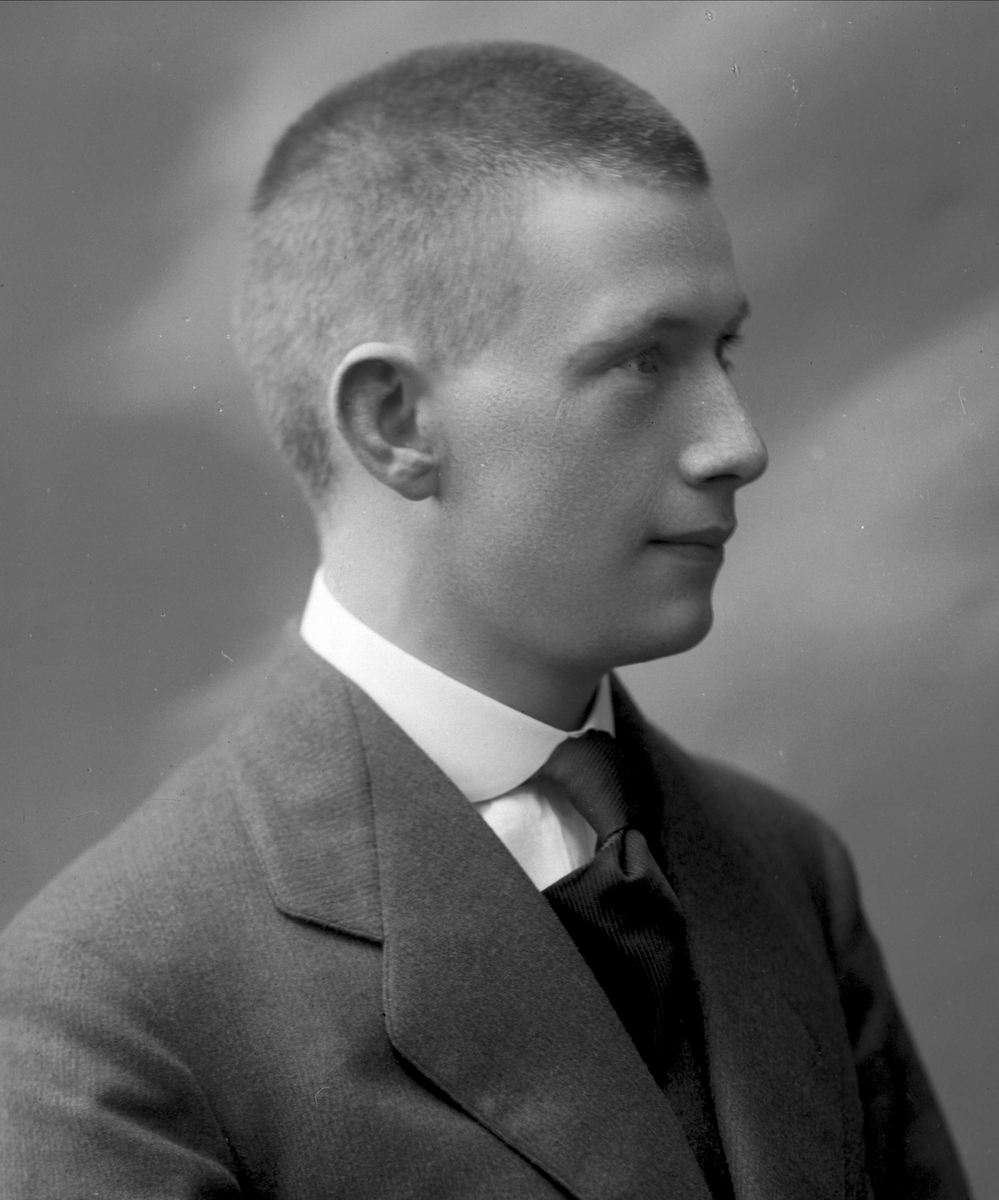 Gustav Borgen, NFB.44205