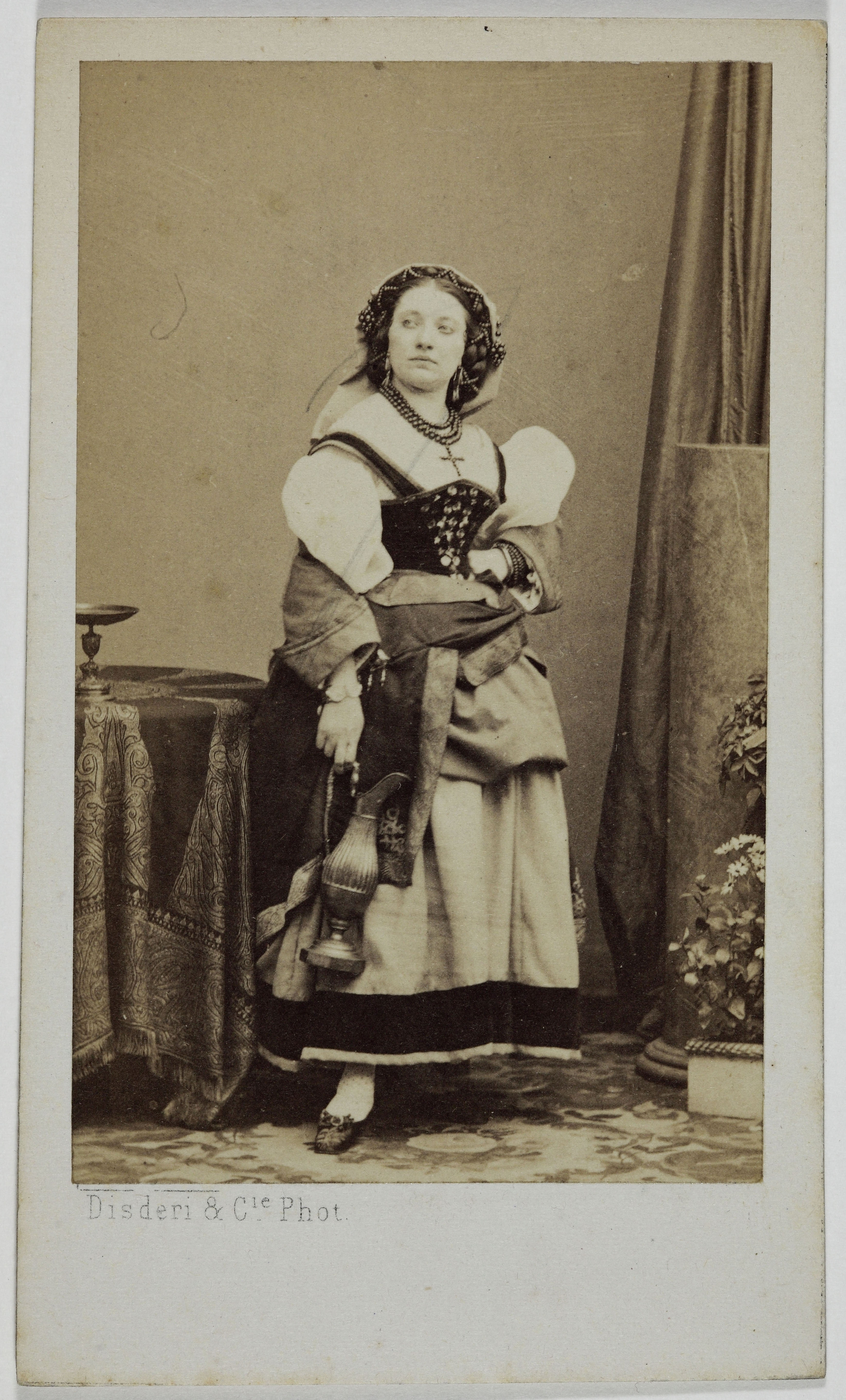 André-Adolphe-Eugène Disdéri, Portrait d'Aguillon, (Marthe Léocadie Baumann), (vers 1827-), (actrice)