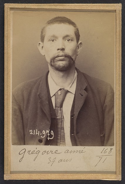 Alphonse Bertillon, Grégoire. Aimé, Paul. 36 ans, né à Bruxelles (Belgique). Accordeur de piano. Anarchiste. 2/3/94.