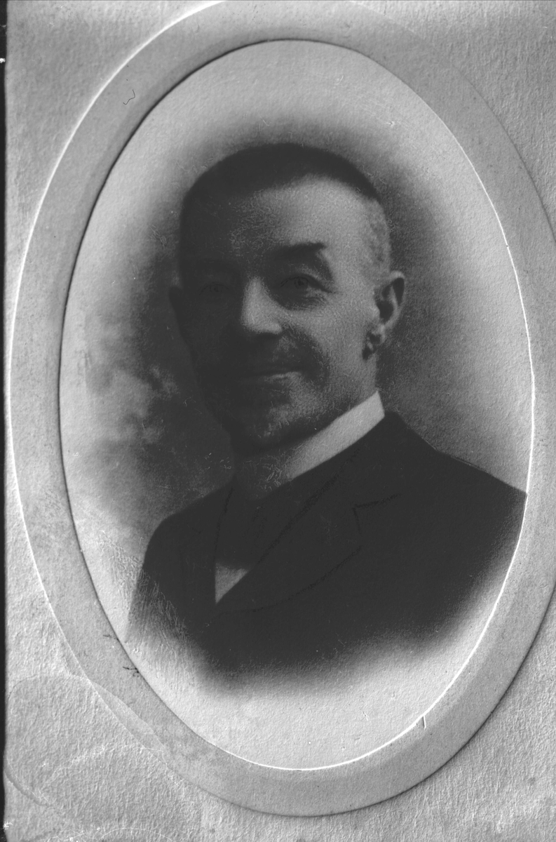 Gustav Borgen, NFB.22081