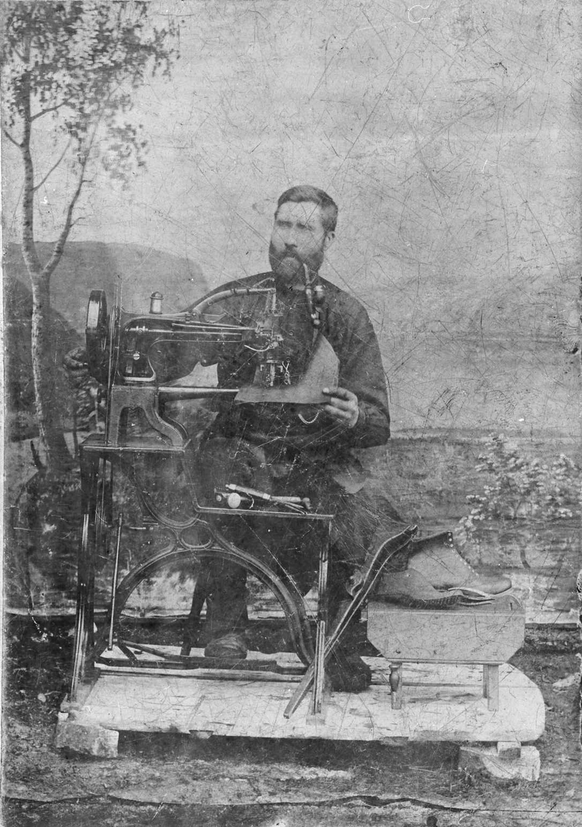 Henrik Augustinsson Stinessen, Portrett av skomaker