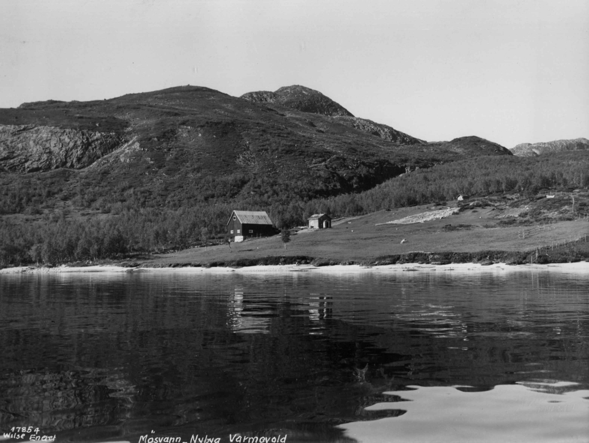Anders Beer Wilse, Mosvatnet, Varmevoll, Bebyggelse