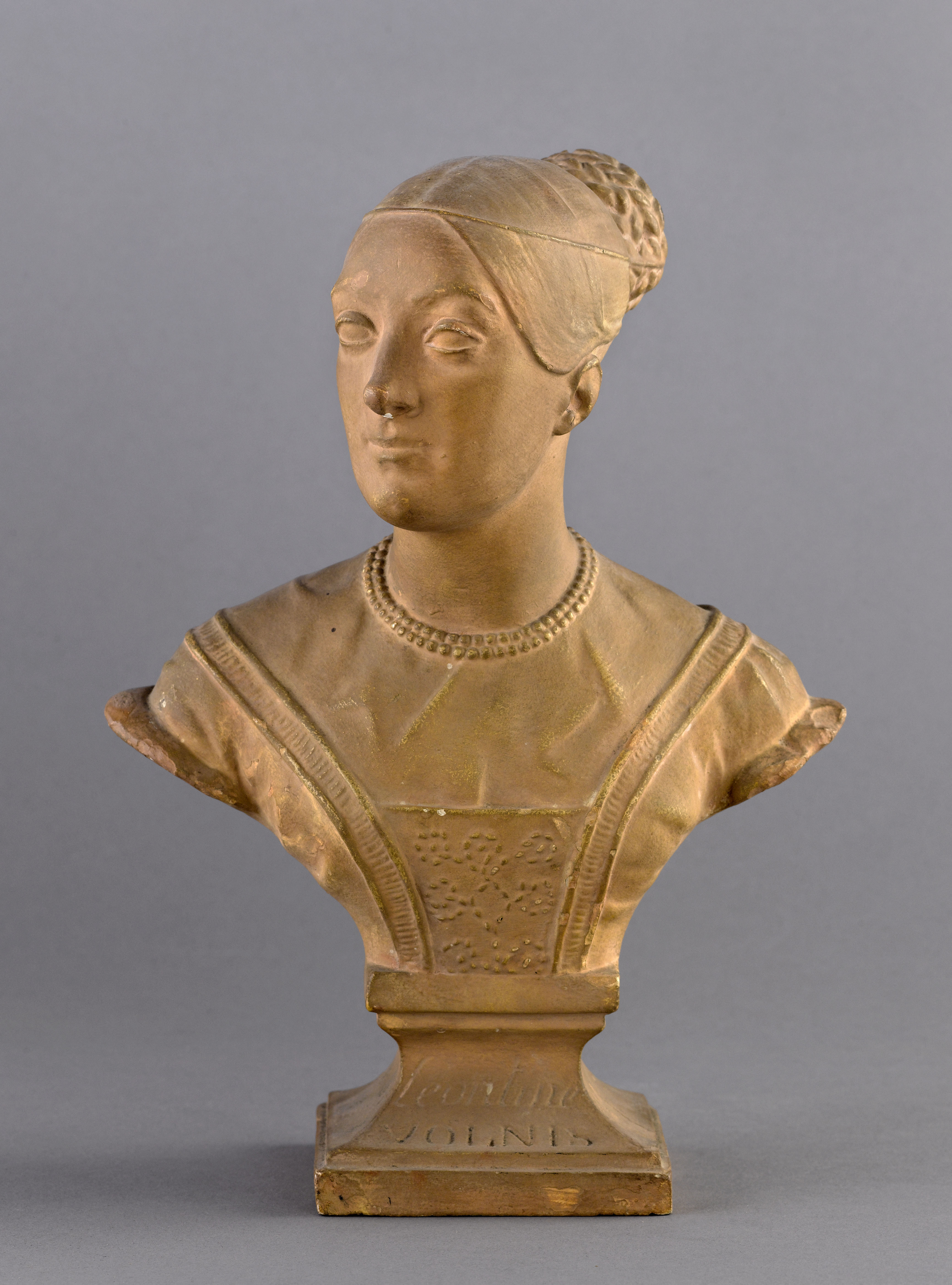 Jean Pierre Dantan, Portrait sérieux de l'actrice, Léontine Fay, épouse Volnys (1810-1876)