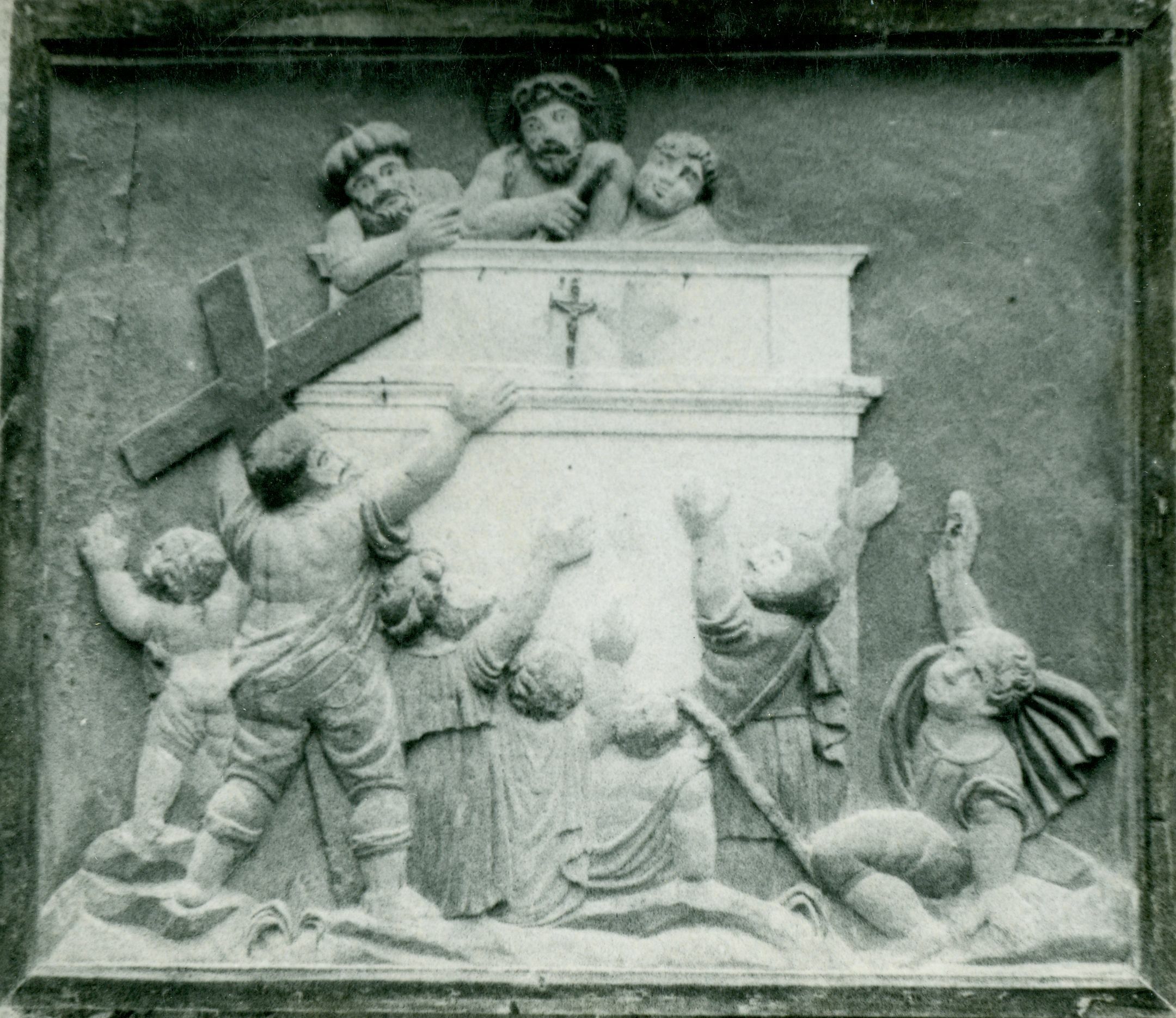 Branko Fučić, Cres - Drveni, polikromirani reljef iz križnog puta “Ecce homo”. Pučki rad iz oko 1800. god.