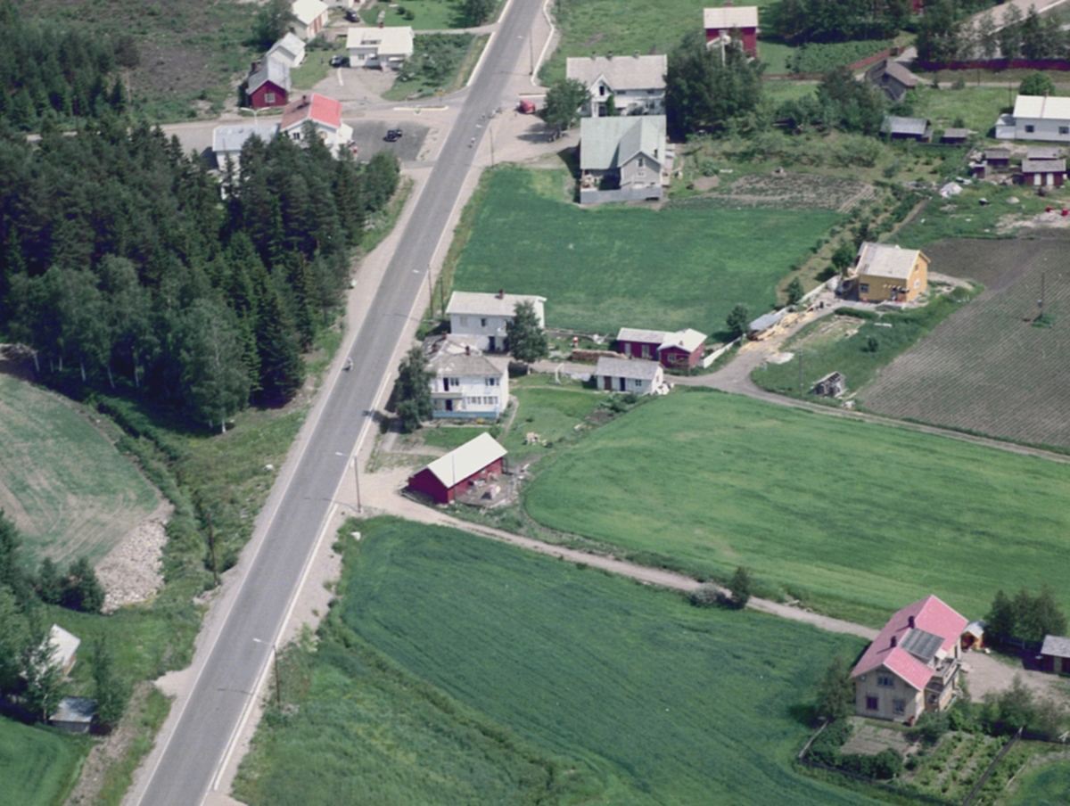 Widerøes Flyveselskap A/S, FLYFOTO SMEDSRUD, BRENNERIROA