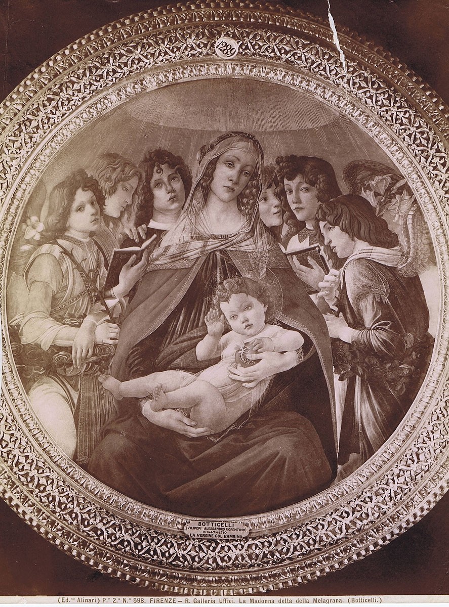 Fratelli Alinari, Sandro Botticelli: Madonna della Melagrana. Szene: Maria mit dem Jesuskind und sechs Engeln. Galleria degli Uffizi, Florenz