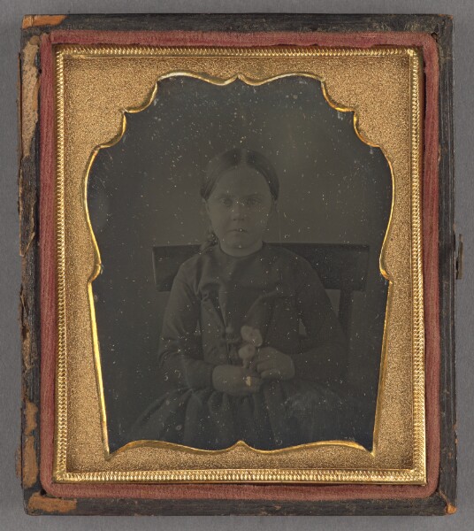 Unknown, [Portrait of a Seated Girl Holding Some Flowers]