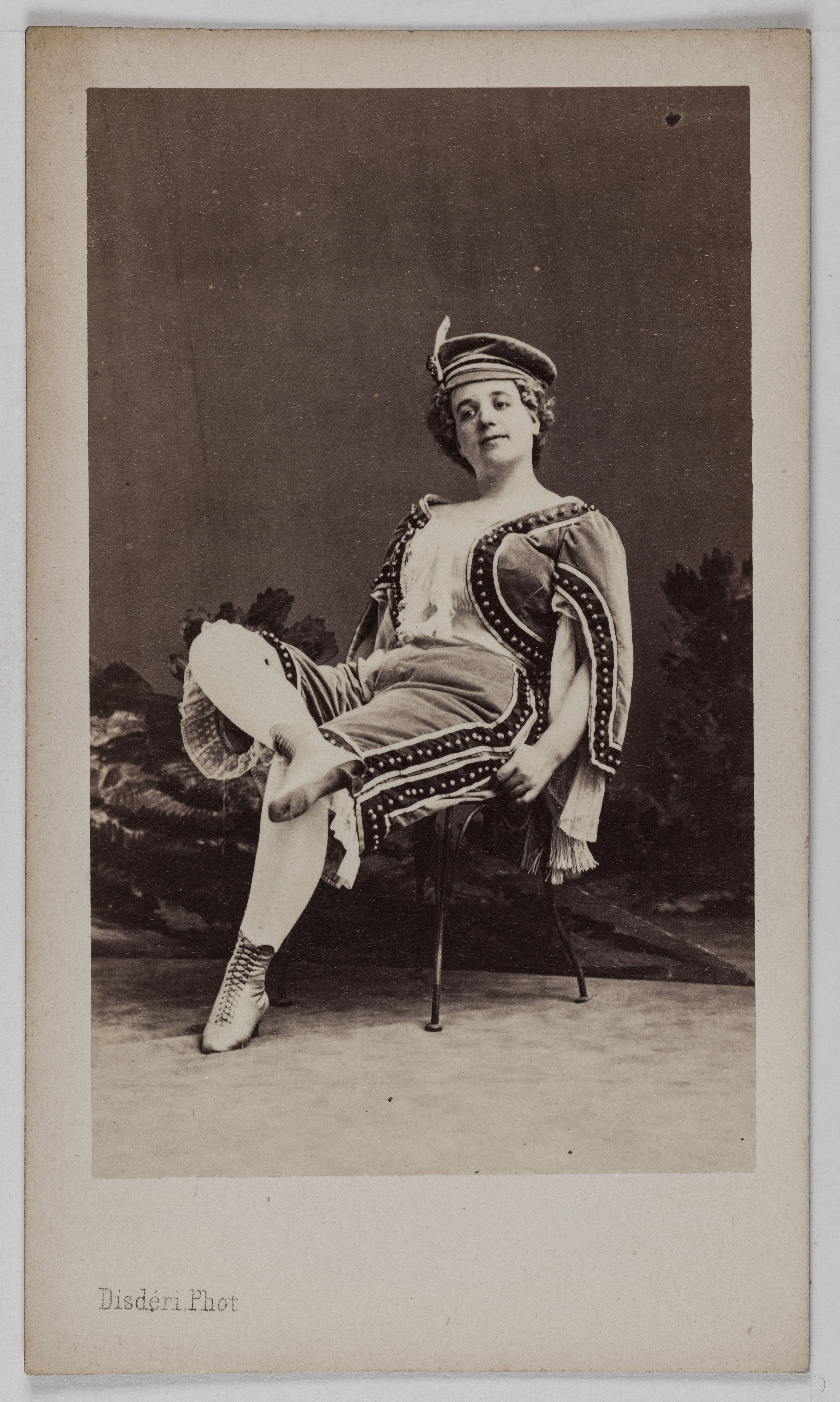 André-Adolphe-Eugène Disdéri, Portrait de Lovely, (Mme Désirée Larue, dite), (1837-), (actrice)