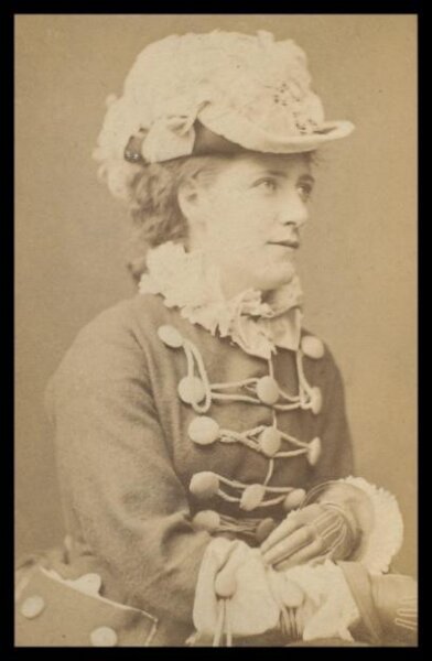 London Stereoscopic and Photographic Company, Guy Little Theatrical Photograph