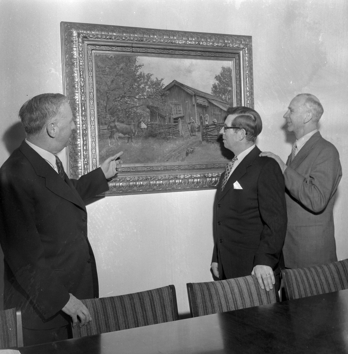 Örebro Kuriren, Karro gets new board. April 1956.