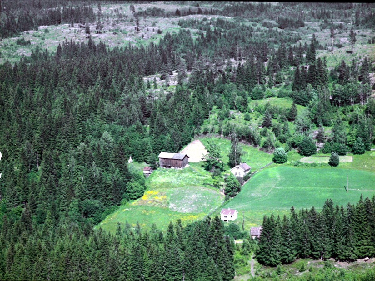 Widerøes Flyveselskap A/S, FLYFOTO ARNESVEEN 188-12, STRANDLYKKJA