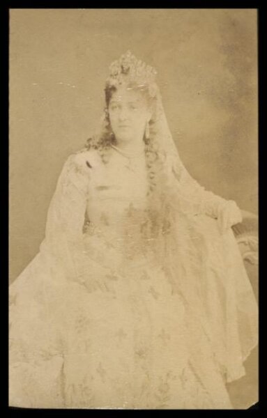 London Stereoscopic and Photographic Company, Guy Little Theatrical Photograph