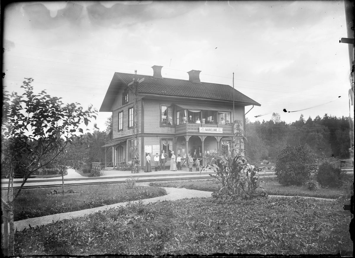 Johan Lundin, Marielund Railway Station, Funbo parish, Uppland
