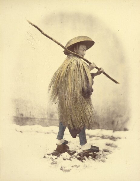 Felice Beato, [Man in a Straw Coat]