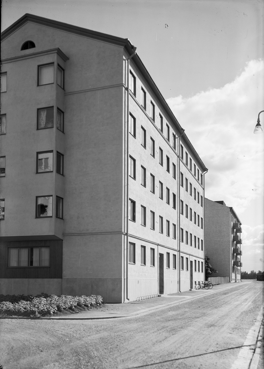 Paul Sandberg, Flerbostadshus i kvarteret Magistern, Uppsala 1944